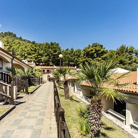 Hotiday Collection - Sunset Bay Pugnochiuso