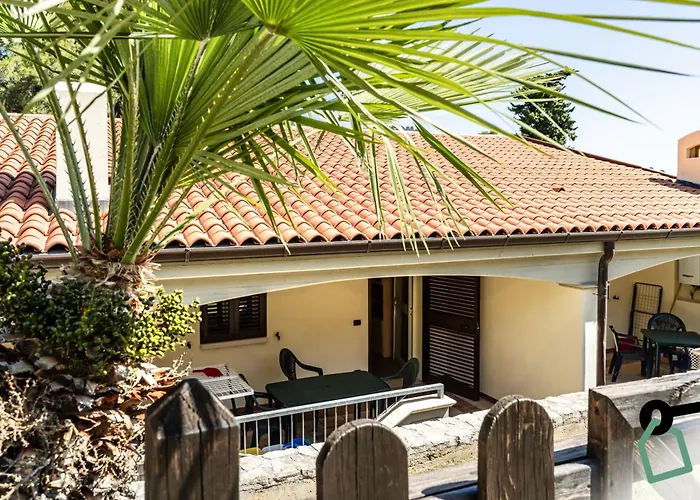 Hotiday Collection - Sunset Bay Appart hôtel 4*