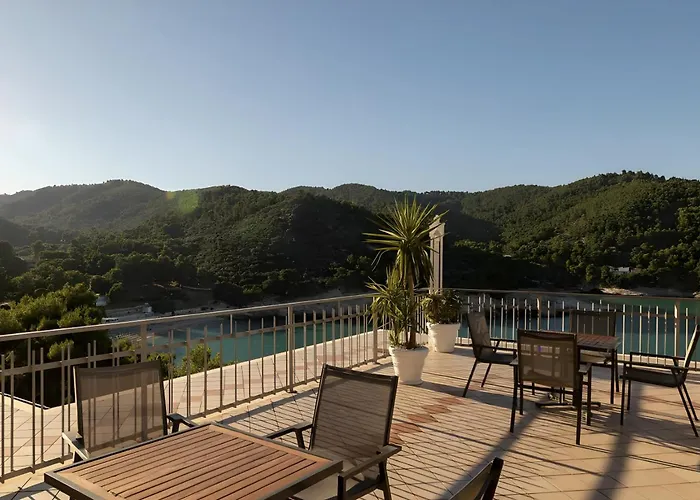 Apartahotel Hotiday Collection - Sunset Bay Pugnochiuso