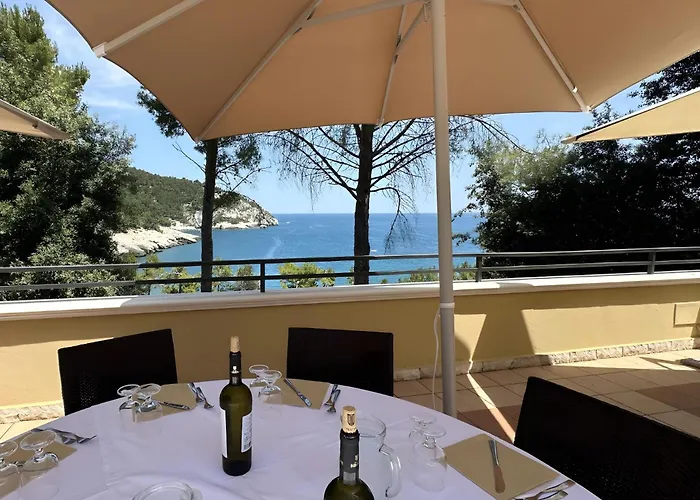 Hotiday Collection - Sunset Bay 4* Pugnochiuso