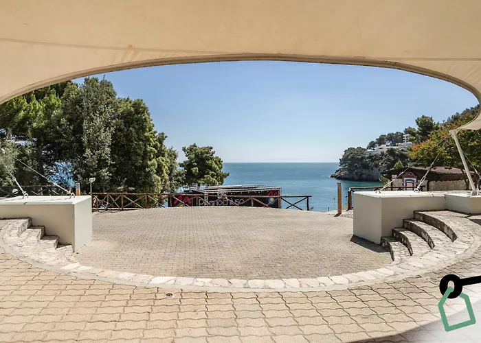 Hotiday Collection - Sunset Bay