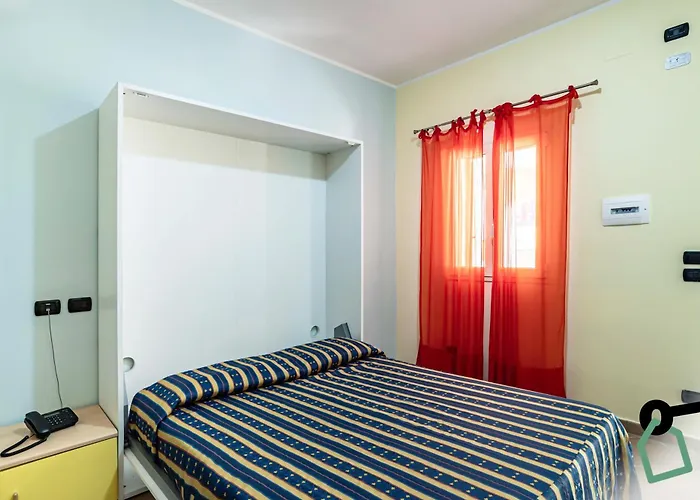 Hotiday Collection - Sunset Bay Apartahotel